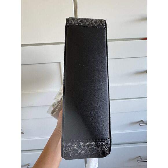 NWT Michael Kors Jet Set Travel Small Signature Logo and Metallic Messenger Bag - Picture 11 of 11